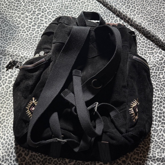 Free People Versailles Suede Black And Gold Embroidered Backpack NWT - Picture 10 of 11